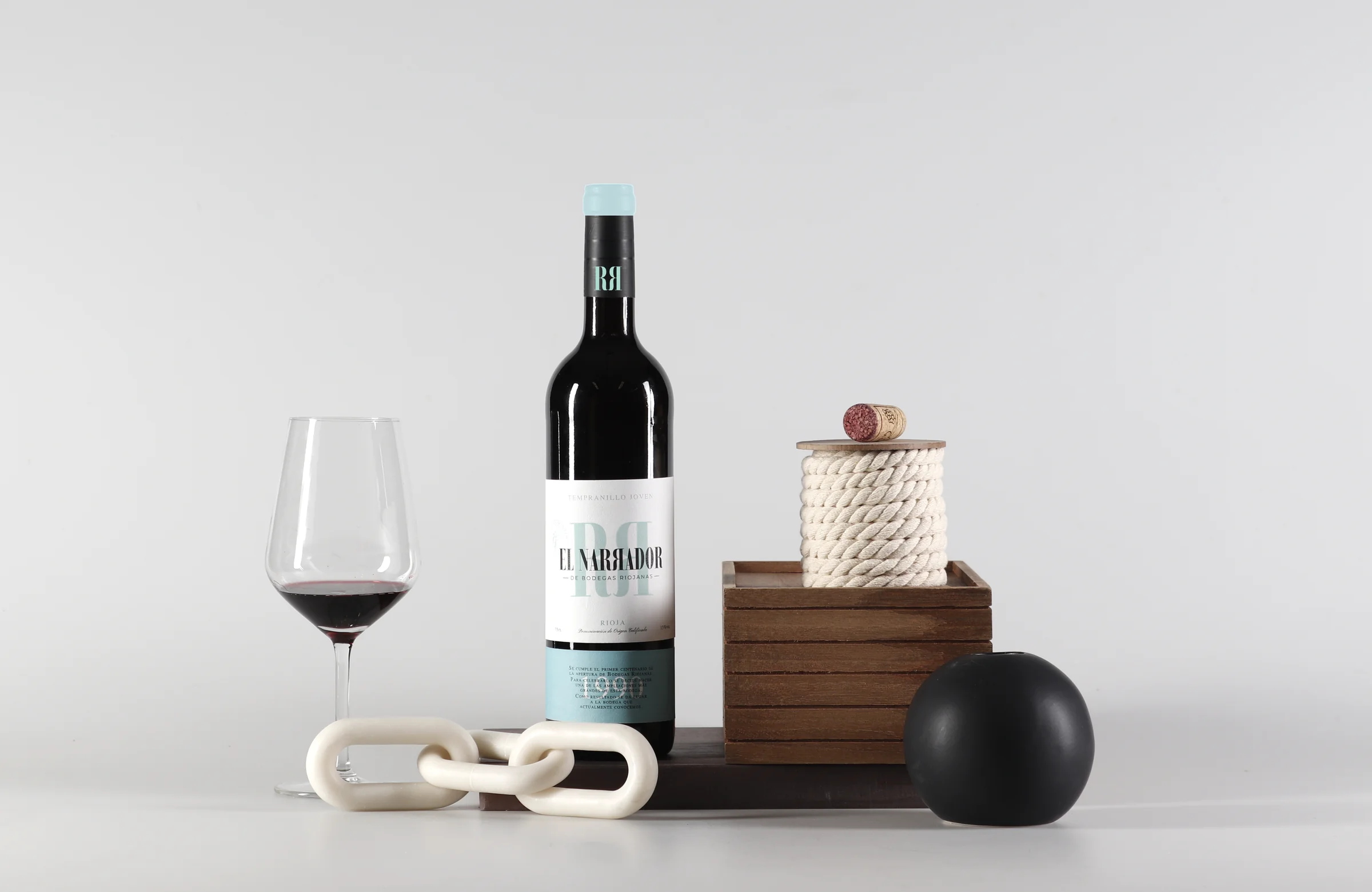 El Narrador Reserva 1790 — Tempranillo Reserva con cápsula malva